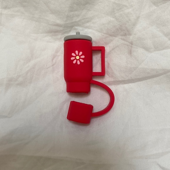 SHEIN red silicone straw cover cap for Stanley Cup. Straw topper. One size. - Picture 5 of 11